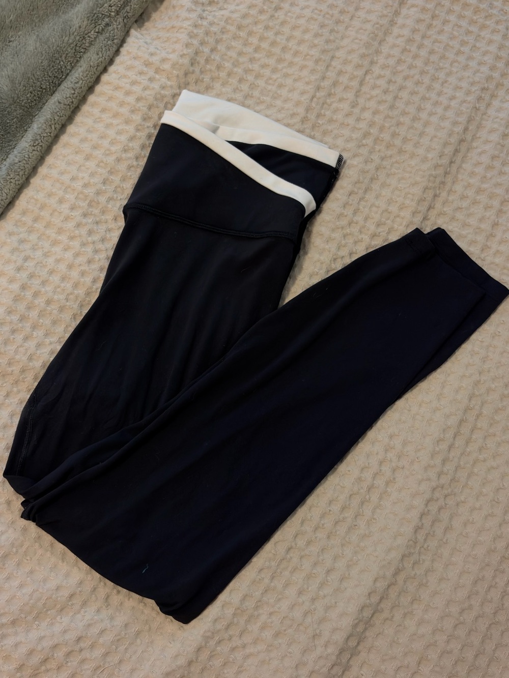 All in Motion/Target Women’s Black High-Waist Leggings with White Waistband